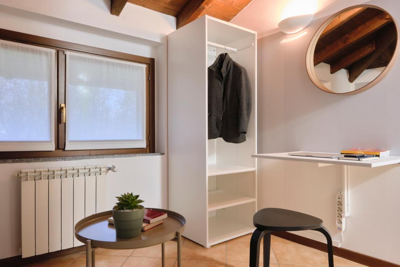 Appartement 10' From Malpensa Casa Moderna, Netflix & Wi-Fi à Casorate Sempione Extérieur photo