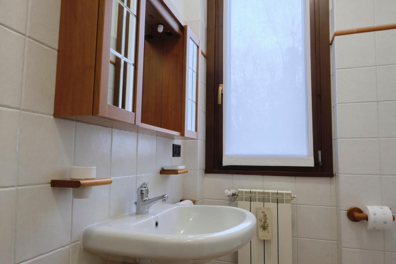 Appartement 10' From Malpensa Casa Moderna, Netflix & Wi-Fi à Casorate Sempione Extérieur photo